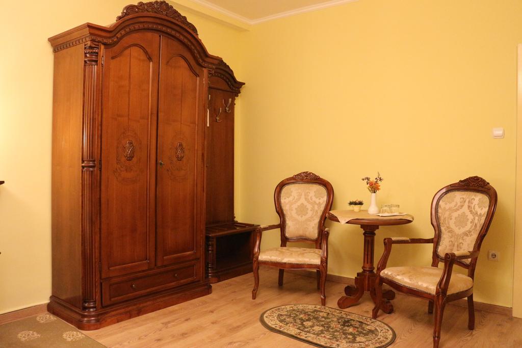 Hotel Astoria Satu Mare Room photo